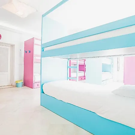Blue Boutique Hostel & Suites-3